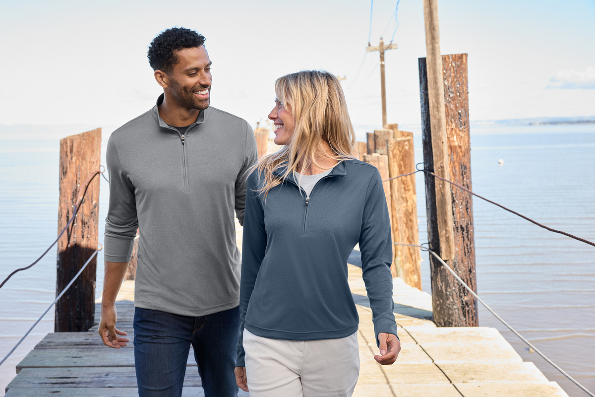 トップス TOCO TravisMathew Women's Coto 1/2-Zip | Product | SanMar